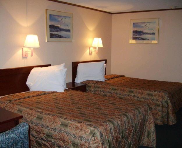 Budgetel Inn & Suites Columbus Habitación foto